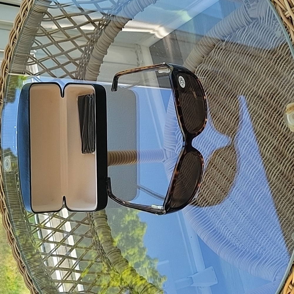 Womens tortoise rectangular sunglass readers 1.5x magnification and case